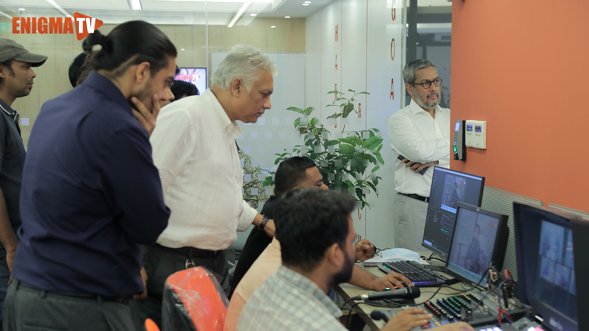 আজ গানের দিন